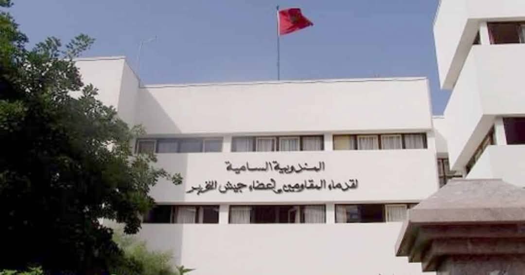 أبناء المقاومين وأعضاء جيش التحرير بالسمارة كيعانو بسبب تأخر صرف الدعم المادي